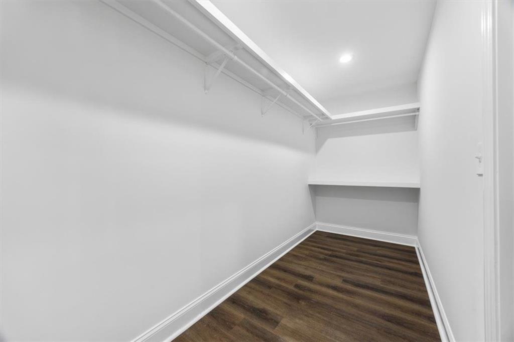 1546 Walker Street SE