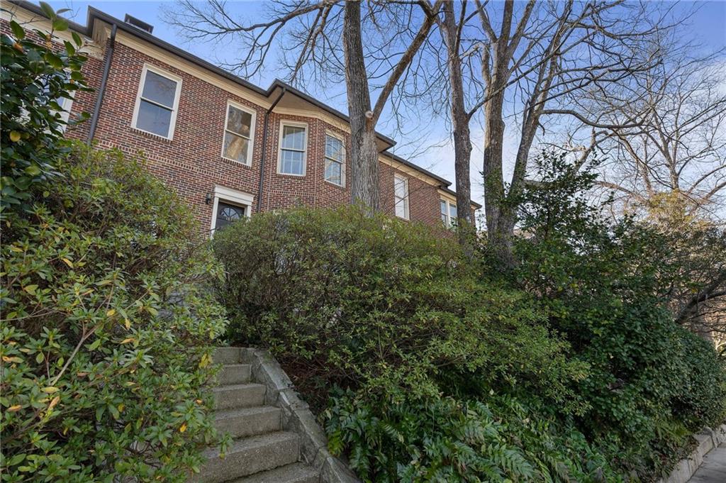 189 Westminster Drive