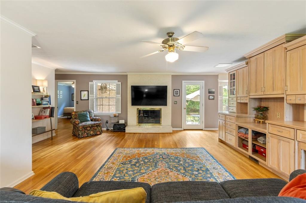 2785 FONTAINEBLEAU Drive