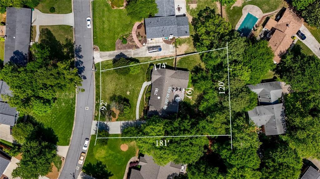 2785 FONTAINEBLEAU Drive