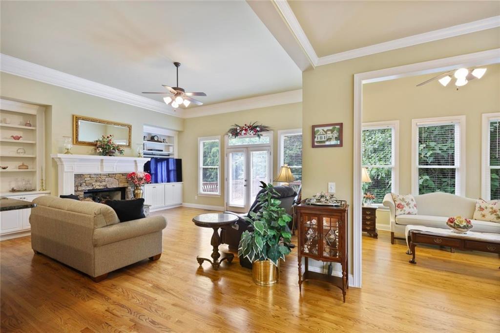 414 Wallis Farm Way