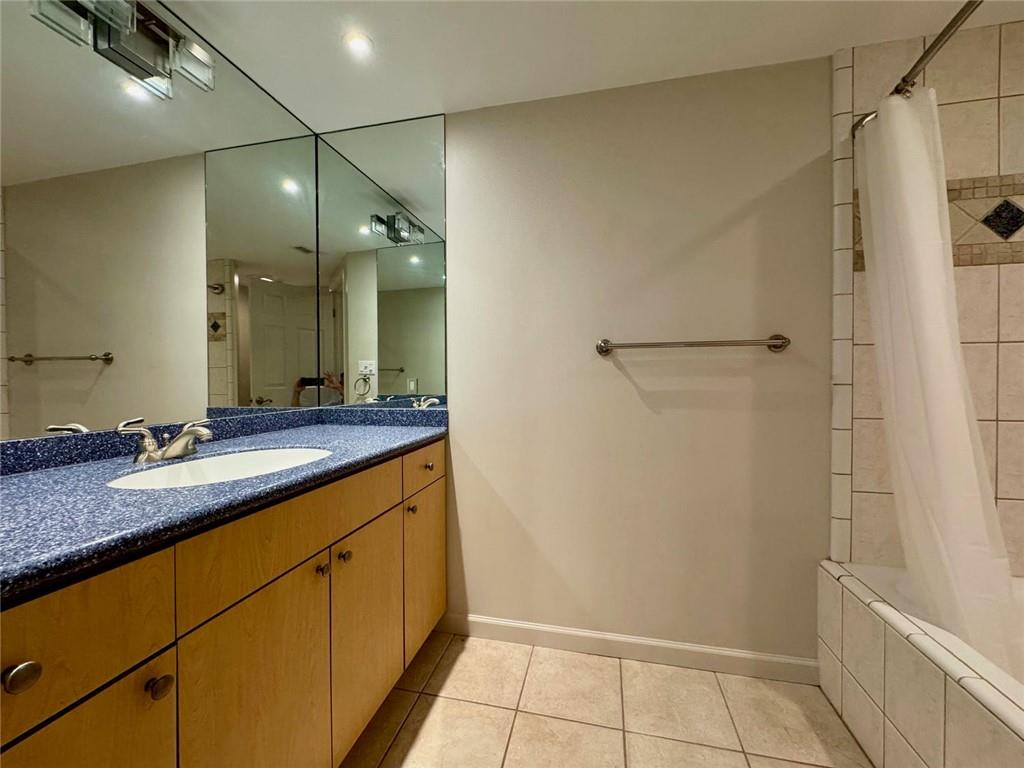 199 14th Street Street NE Unit 704