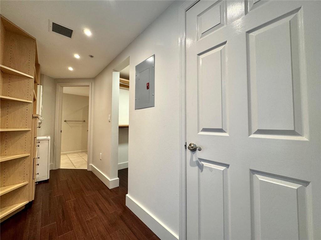 199 14th Street Street NE Unit 704