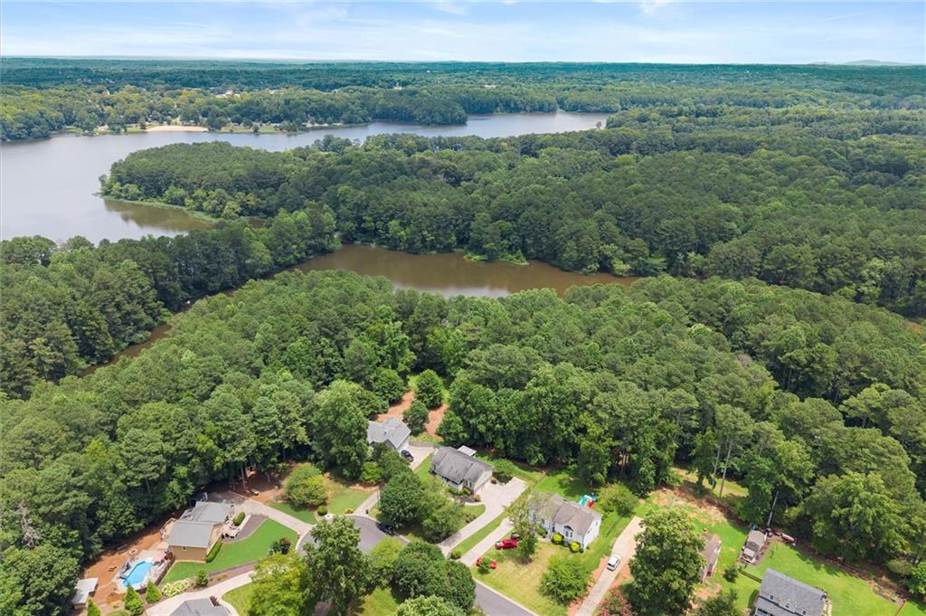 3932 Marguerite Drive NW