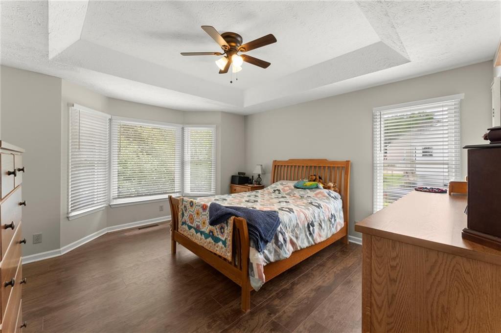 3932 Marguerite Drive NW