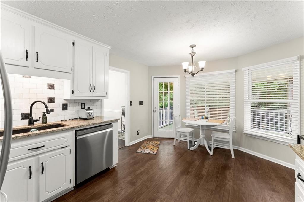 3932 Marguerite Drive NW