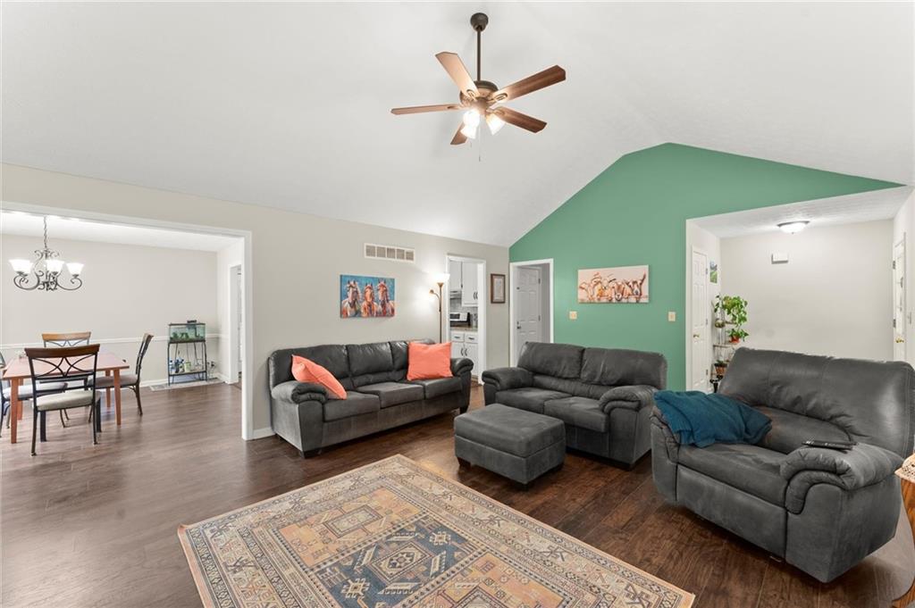 3932 Marguerite Drive NW