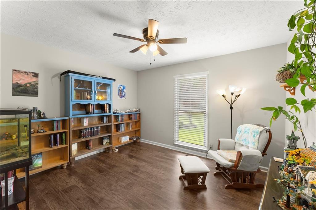 3932 Marguerite Drive NW