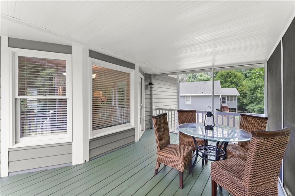 3932 Marguerite Drive NW