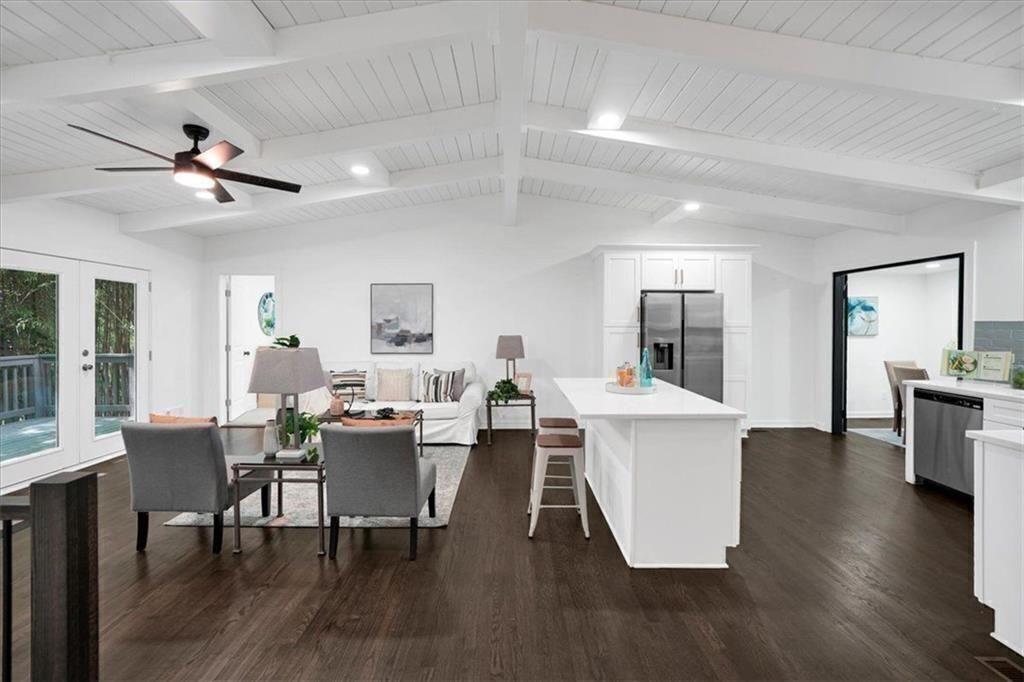 2138 Drew Valley Rd NE