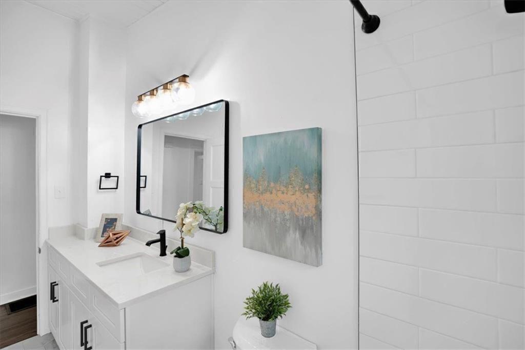 2138 Drew Valley Rd NE