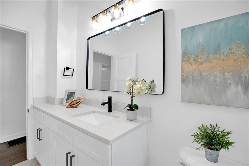 2138 Drew Valley Rd NE