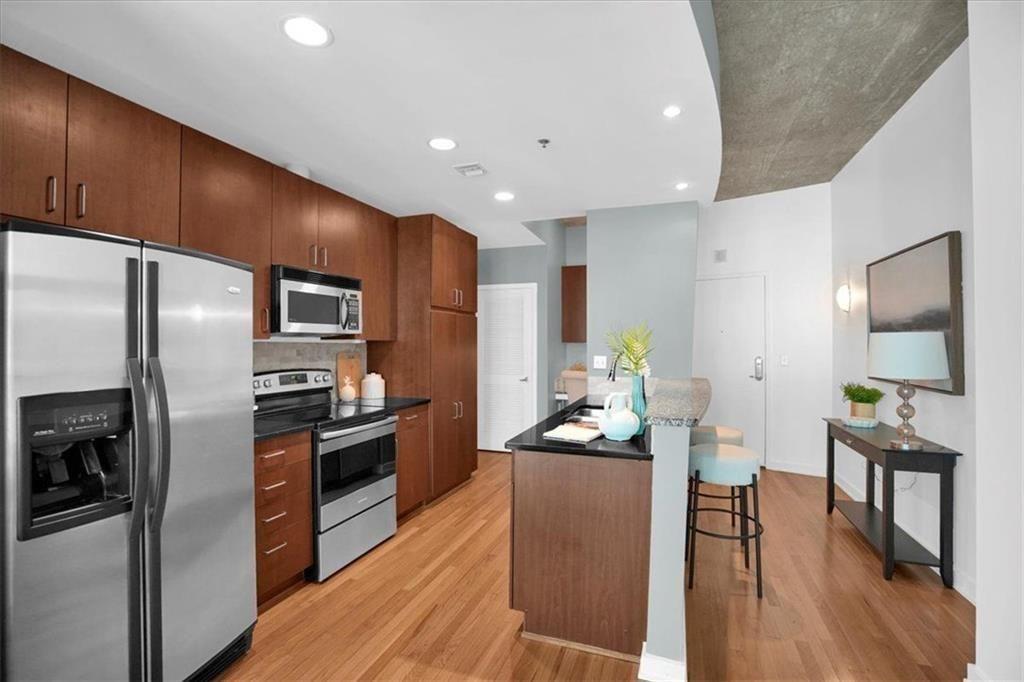 943 Peachtree Street NE Unit 1109