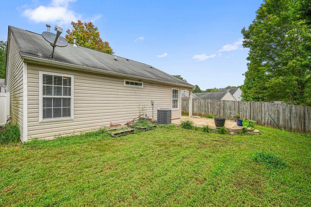 517 Oakleaf Court
