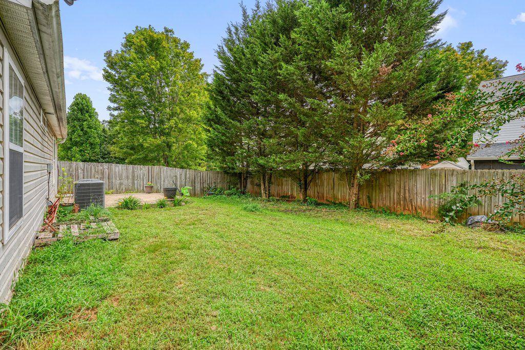 517 Oakleaf Court