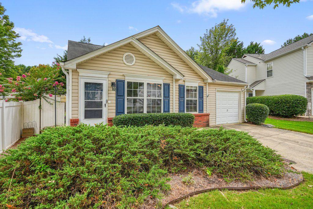 517 Oakleaf Court