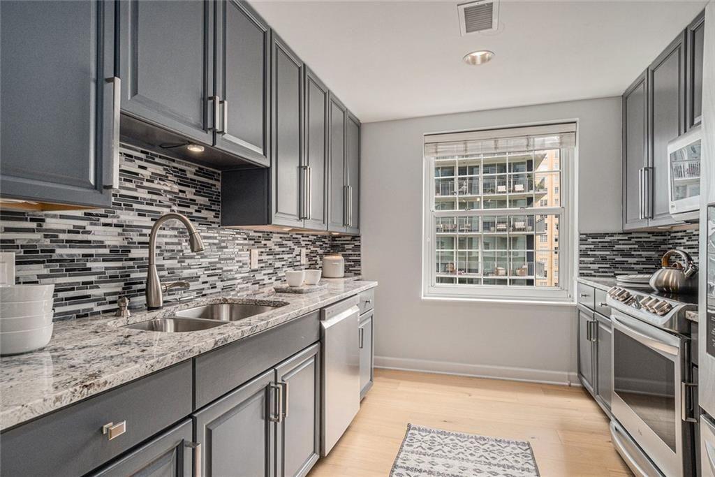 195 14th Street NE Unit 902