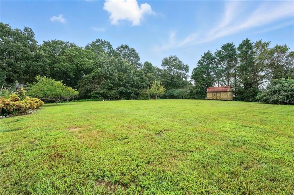 135 Holcomb Spur NW