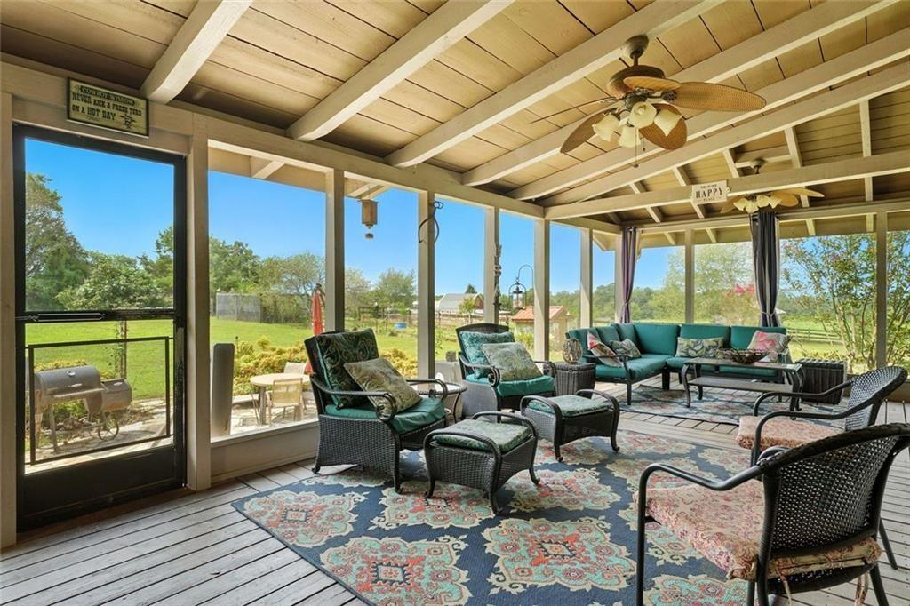 135 Holcomb Spur NW