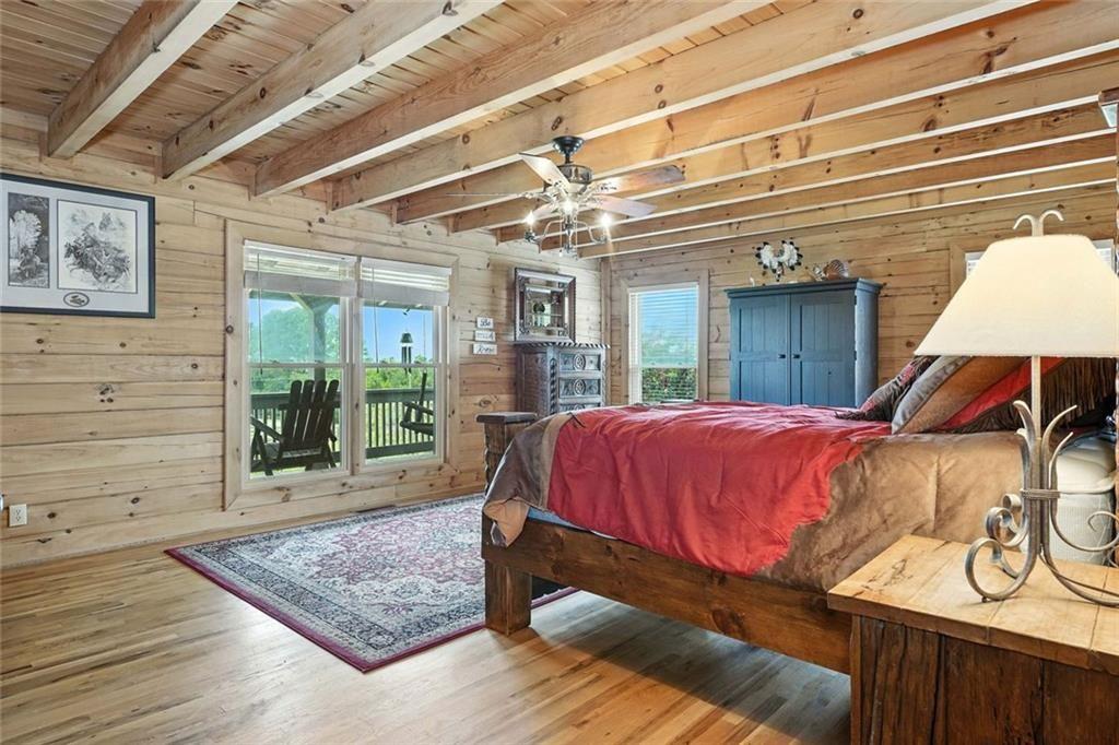 135 Holcomb Spur NW