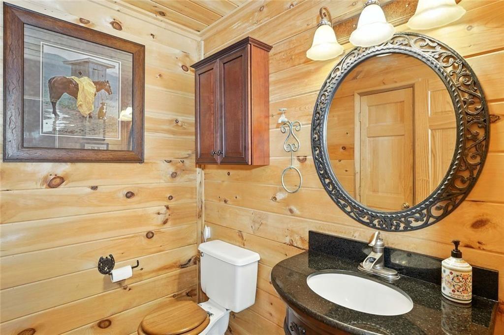 135 Holcomb Spur NW