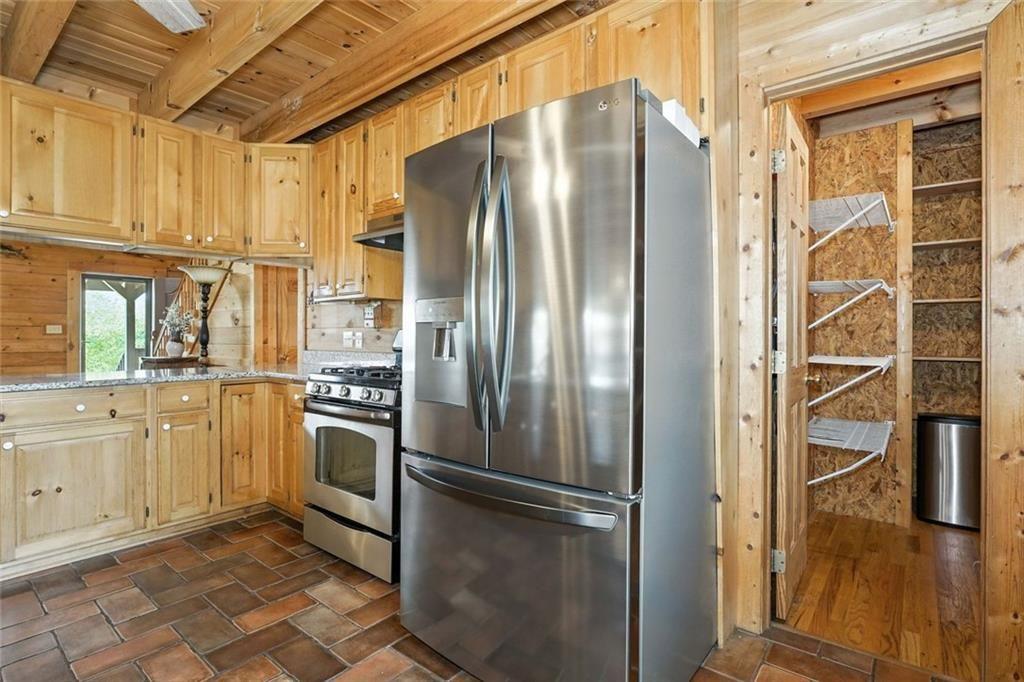 135 Holcomb Spur NW