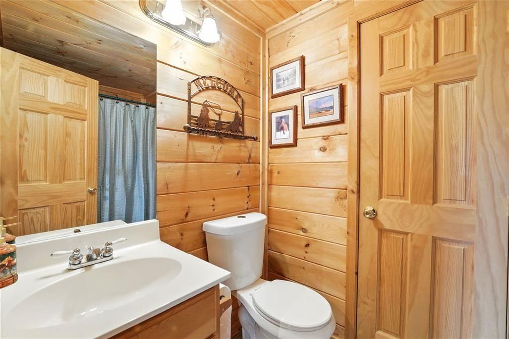 135 Holcomb Spur NW