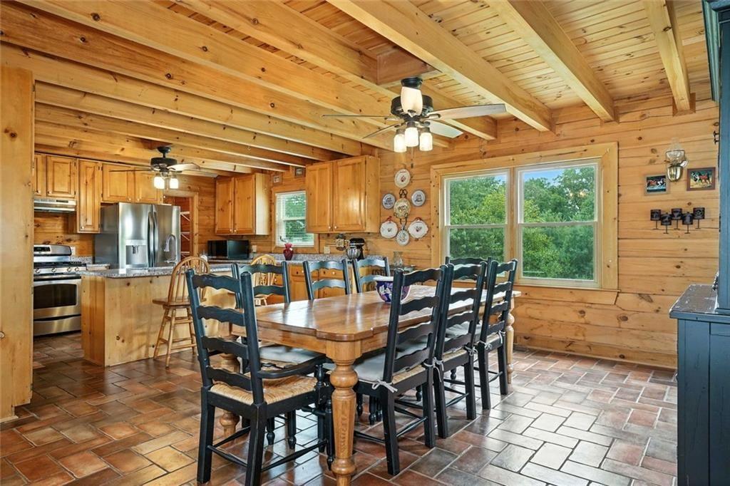 135 Holcomb Spur NW