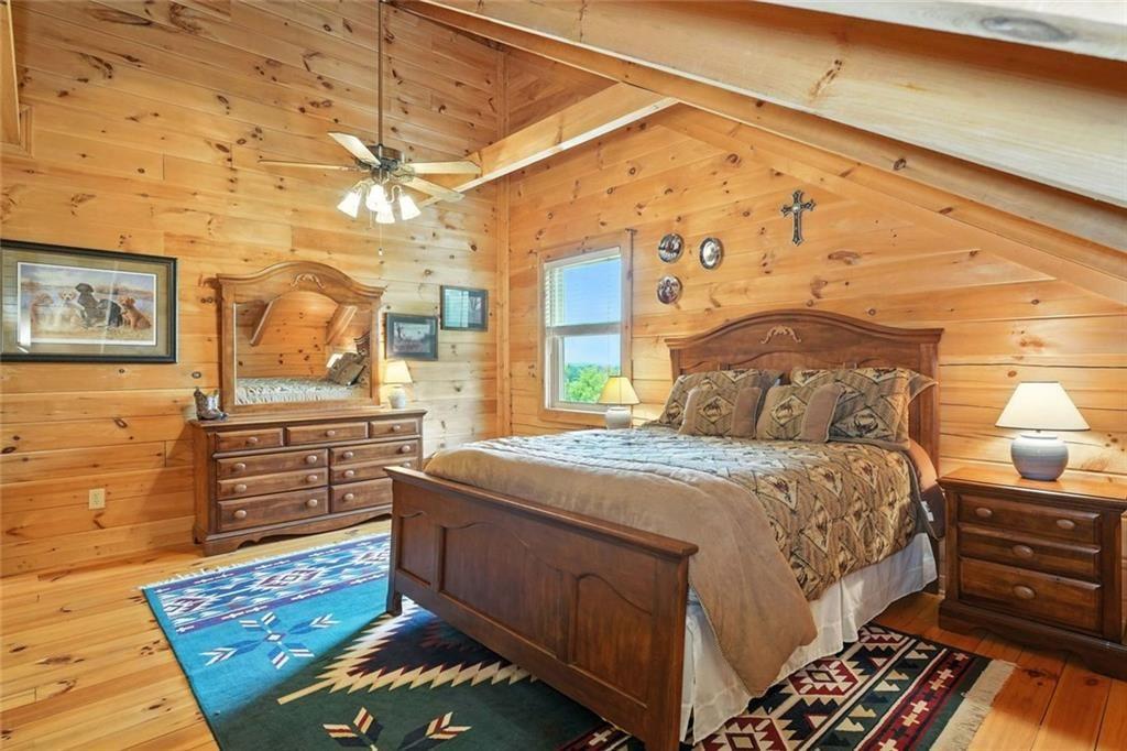 135 Holcomb Spur NW