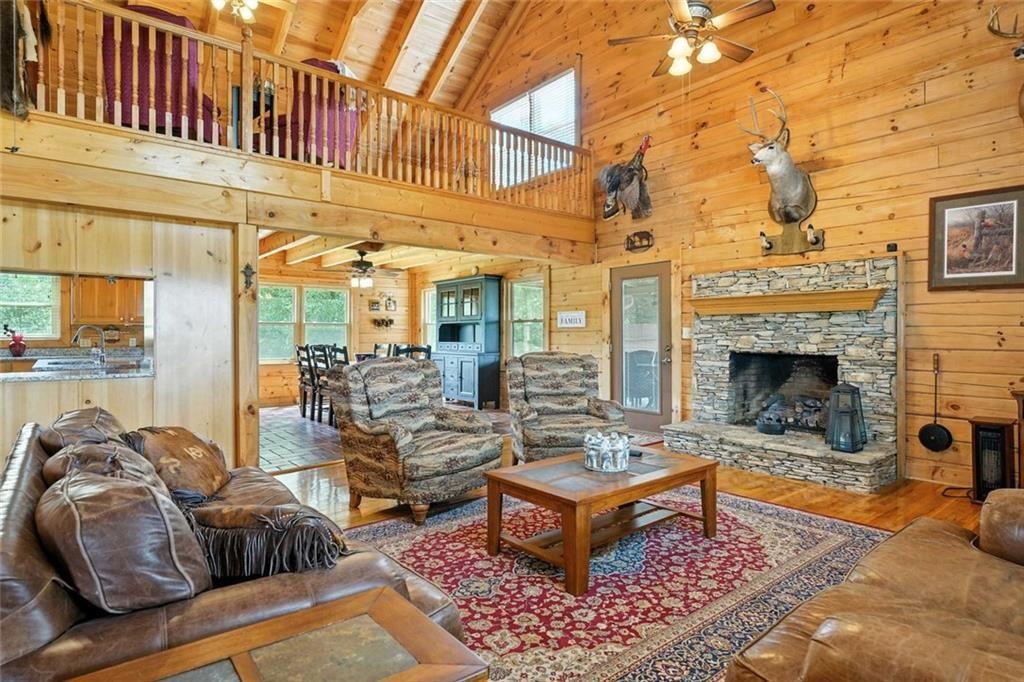 135 Holcomb Spur NW