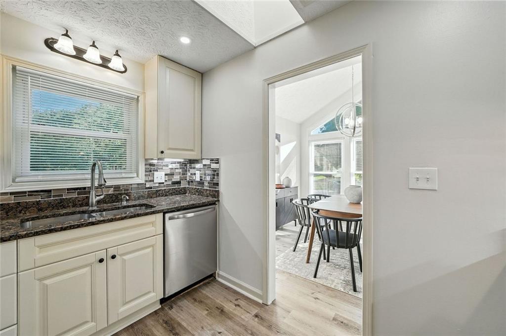 3559 Sawmill Terrace