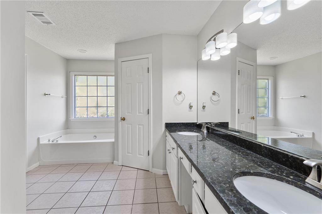 2170 Sugar Maple Cove NW