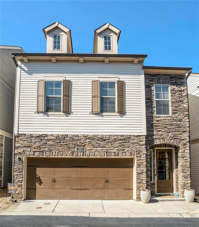 1053 Moorewood Lane SE