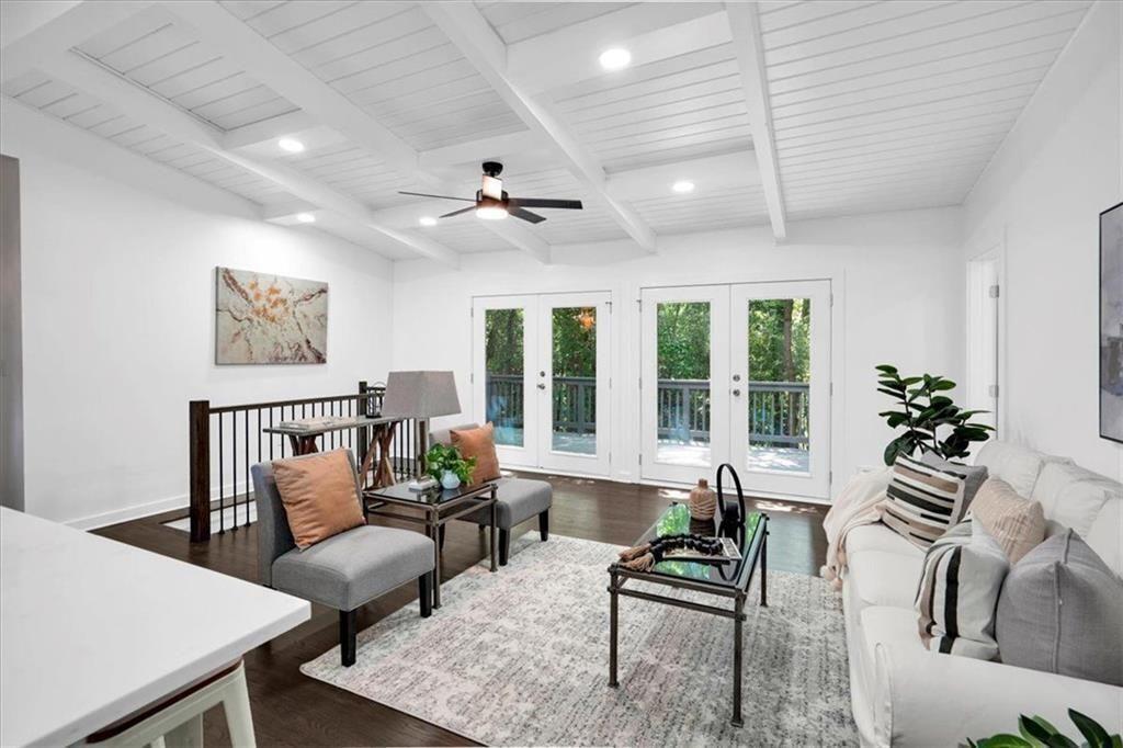 2138 Drew Valley