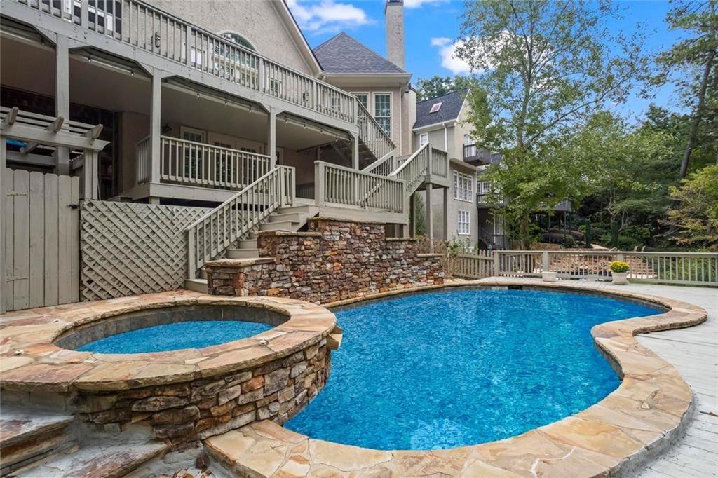 1313 Fallsbrook Terrace NW