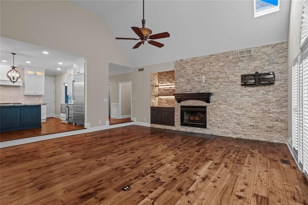 1313 Fallsbrook Terrace NW