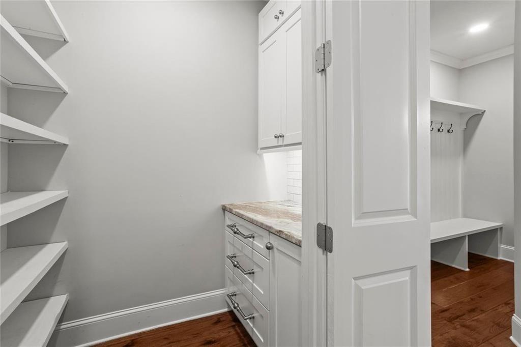 1313 Fallsbrook Terrace NW