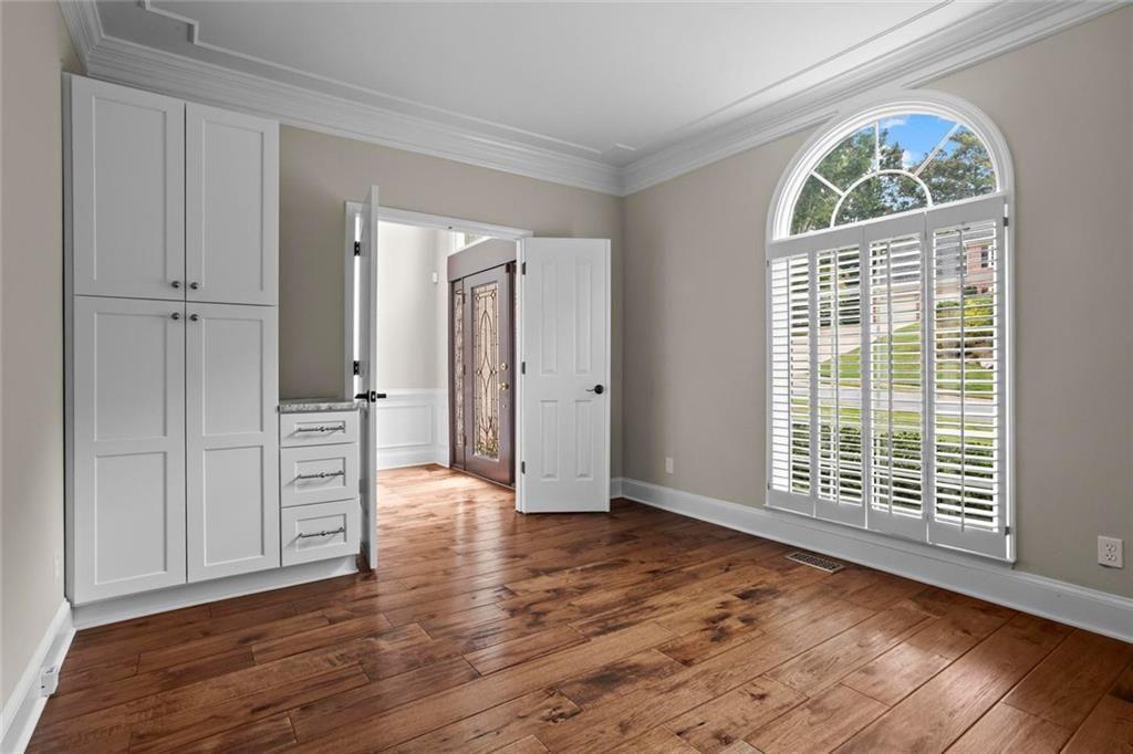 1313 Fallsbrook Terrace NW