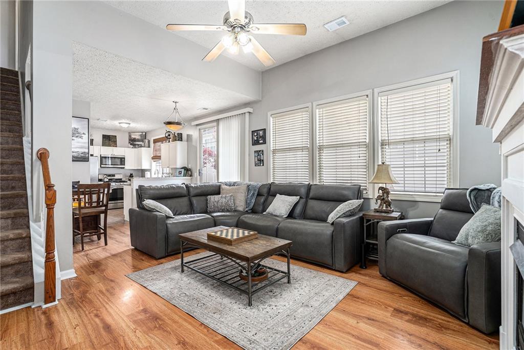 286 Windcroft Circle NW