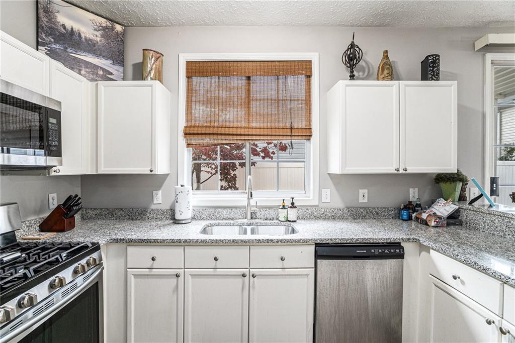 286 Windcroft Circle NW