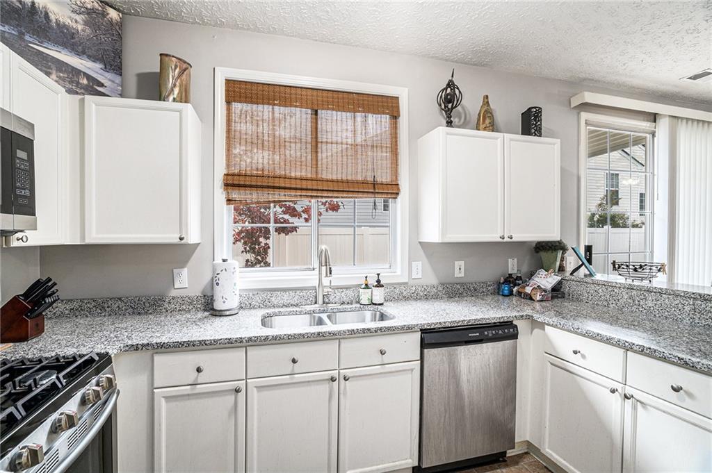 286 Windcroft Circle NW