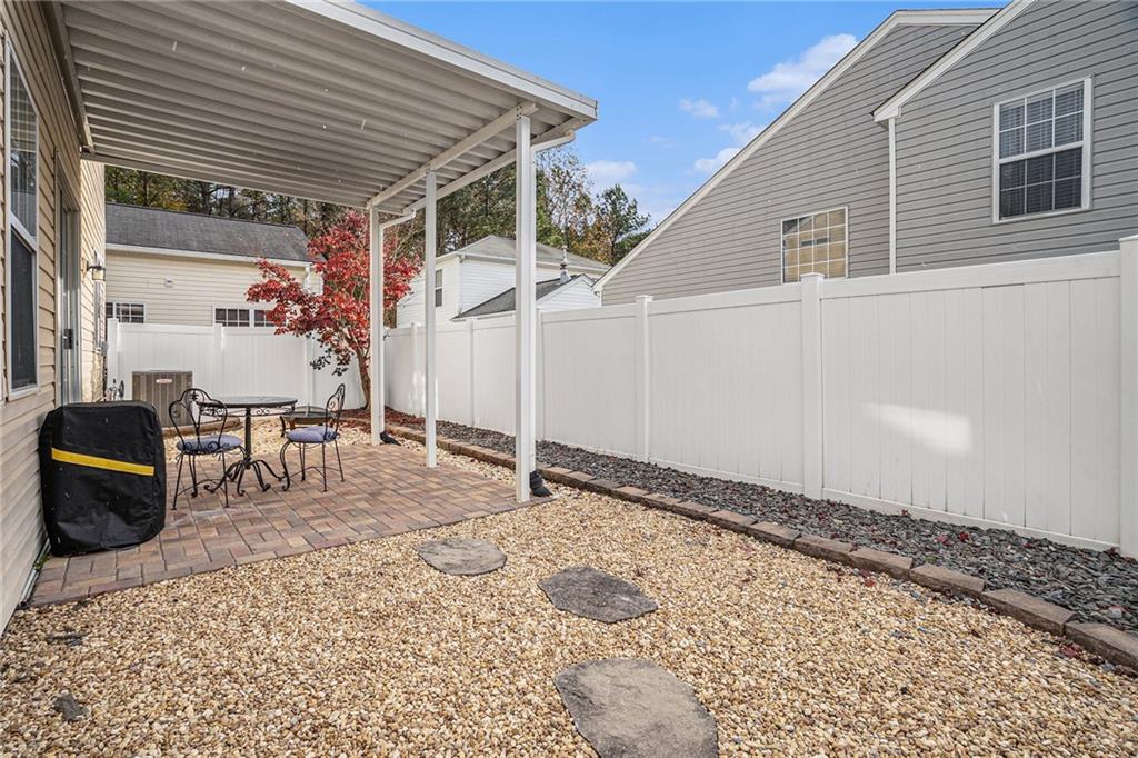 286 Windcroft Circle NW