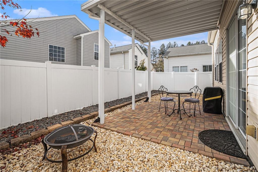 286 Windcroft Circle NW