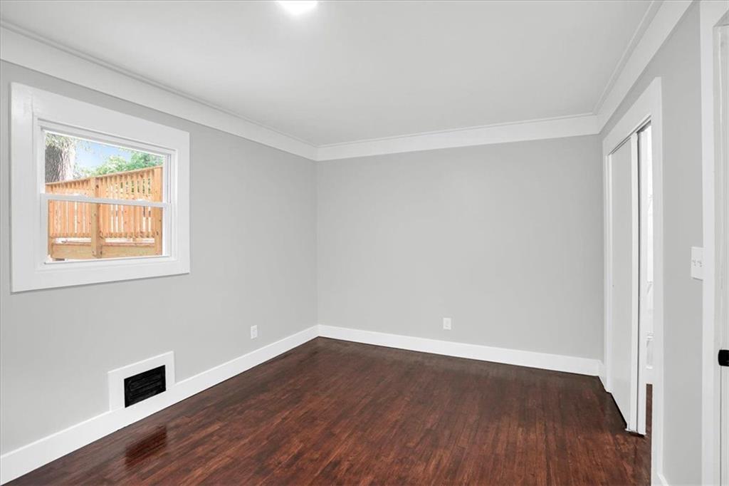 2271 Cresta Drive