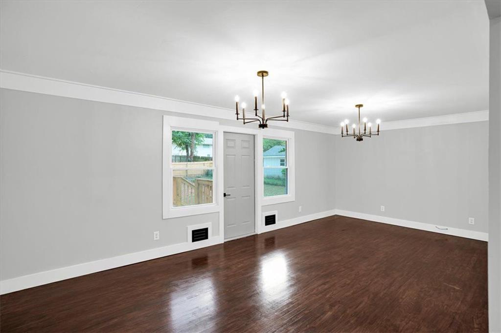 2271 Cresta Drive
