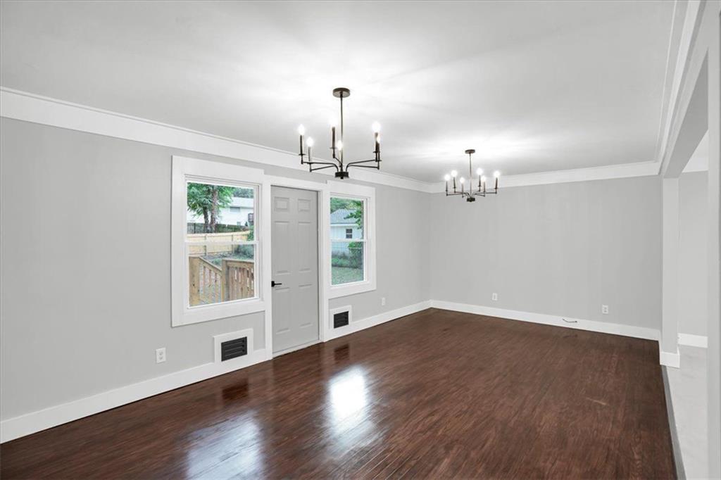 2271 Cresta Drive