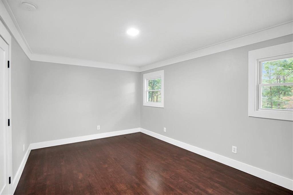 2271 Cresta Drive