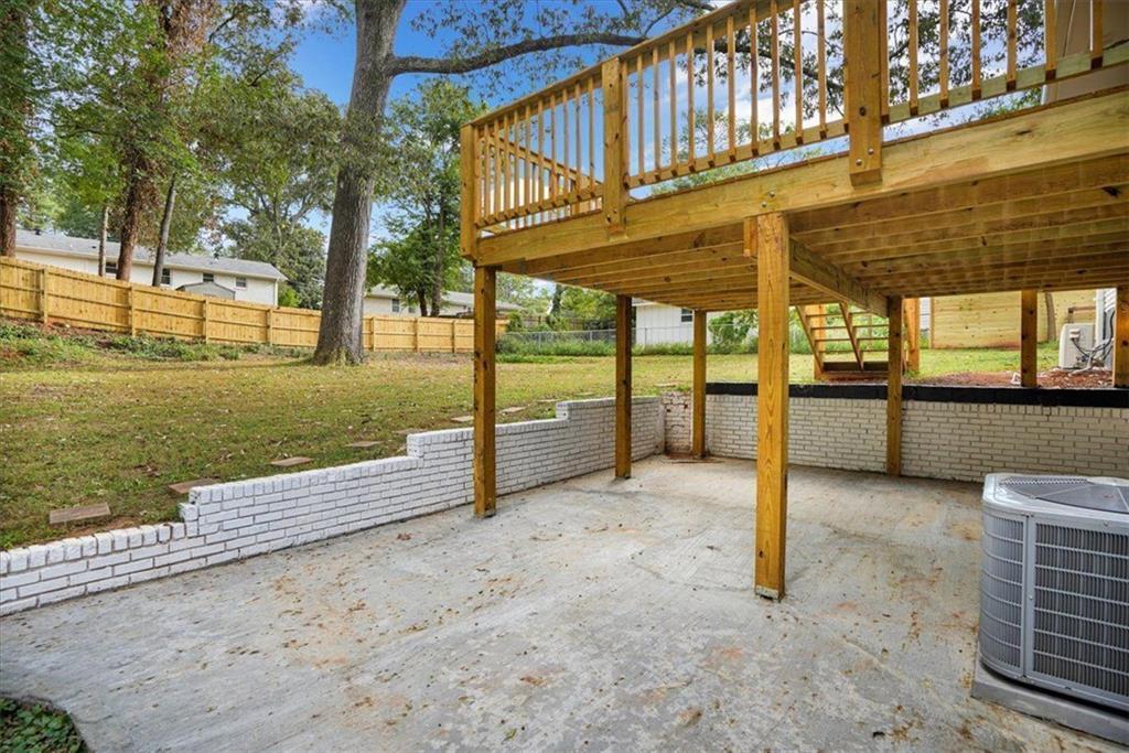 2271 Cresta Drive