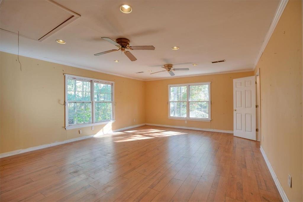 1274 Wynford Colony SW