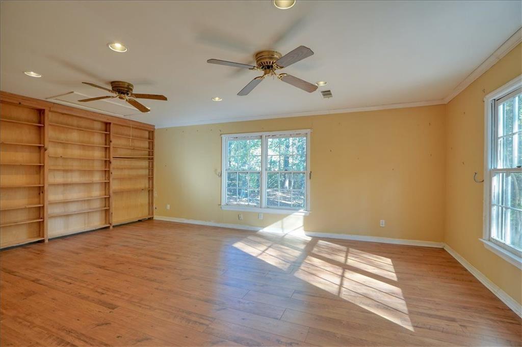 1274 Wynford Colony SW